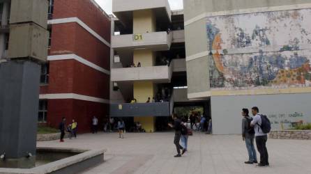 Estudiantes de la Unah exigen el derecho al Servicio Social en Tegucigalpa