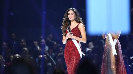 Sofía Aragón, la mexicana que ganó el tercer lugar en Miss Universo en 2019 se encuentra hospitalizada por neumonía.