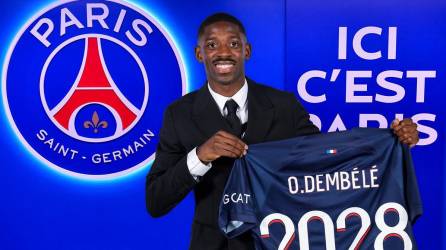 Presentación oficial de Ousmane Dembélé en el PSG.