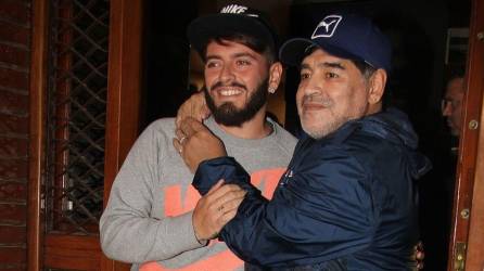 Diego Maradona Jr. y el famoso futolista.