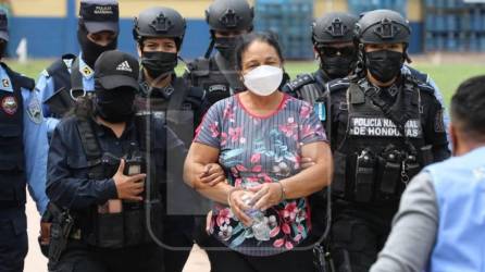 Permanece recluida en un módulo militar en la periferia de Tegucigalpa.