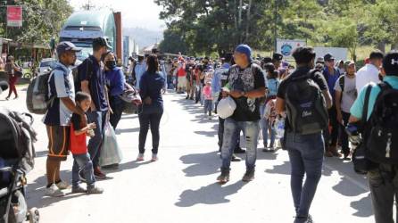 Migrantes extranjeros en su paso por Honduras.