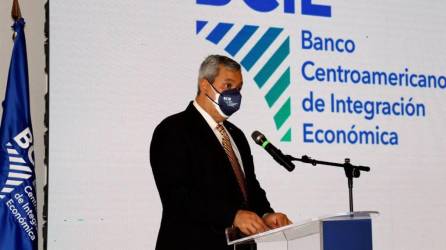 El presidente ejecutivo del BCIE, Dante Mossi.