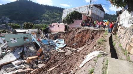 La alcaldía declaró zona no habitable la colonia Guillén, por lo que todos sus habitantes serán reubicados.