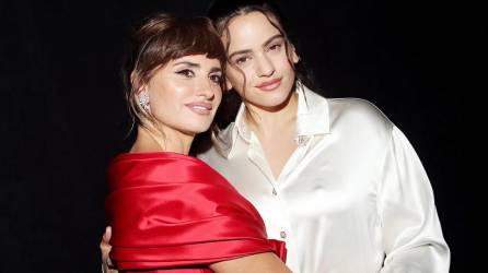 Penélope Cruz y Rosalía en una foto de Archivo.