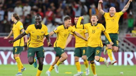 Australia celebró por todo lo alto el pase al Mundial de Qatar.