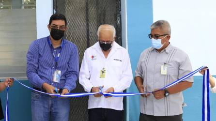 El director ejecutivo de la Agencia Hondureña de Aeronáutica Civil, Wilfredo Lobo, estuvo durante la inauguración.