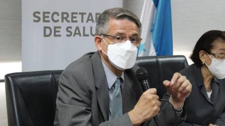 José Manuel Matheu durante una conferencia de prensa en Tegucigalpa.