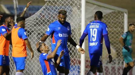 José Mario Pinto y Jorge Benguché liquidaron al Vida con sus goles en la segunda parte.