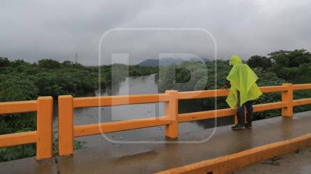 Imagen del nivel de agua en el canal Chotepe la mañana de este lunes.
