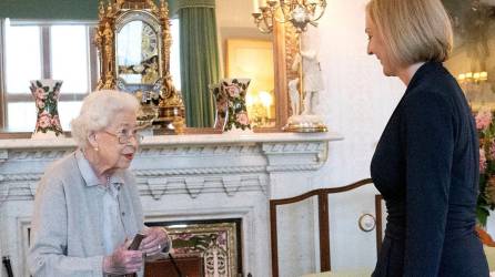 La reina Isabel II recibió el martes a la nueva primera ministra del Reino Unido, Liz Truss, en su castillo de Escocia.