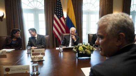 Biden resaltó que “la relación entre EE.UU. y Colombia es la base para la seguridad y la prosperidad, y va a seguir creciendo con más importancia”. EFE/EPA/Doug Mills / POOL