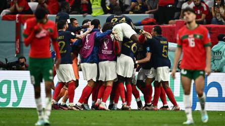 Jugadores de Francia celebrando el segundo gol del partido contra Marruecos.