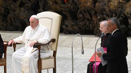 Imagen del encuentro del papa con los representantes de la patronal italiana (Confindustria).