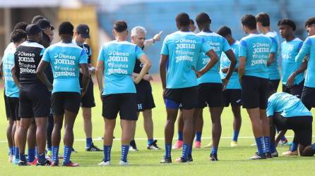 La Selección Nacional de Honduras realizó este martes en horas de la mañana su segundo día de trabajo en San Pedro Sula.