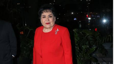 Carmen Salinas se encuentra estable ante traqueotomía.