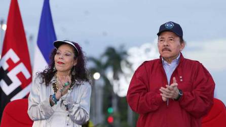 Daniel Ortega y su esposa y vicepresidenta Rosario Murillo fueron acusados de cometer crímenes de lesa humanidad.