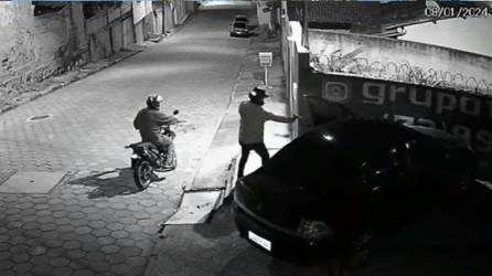 Imagen del video de los sicarios cuando atacan a Erilson Simões Matos.