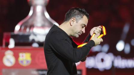 Xavi aseguró que, pese a la imagen que dieron sus jugadores en Riad ante el Real Madrid., sigue “creyendo en el proyecto”.