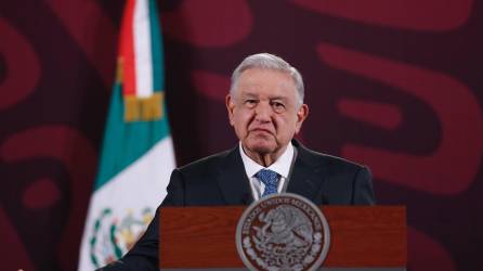 El presidente de México, Andrés Manuel López Obrador, habla durante una rueda de prensa en el Palacio Nacional, en Ciudad de México.