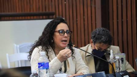 La congresista Ligia Ramos, del Partido Salvador de Honduras (PSH).