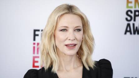 Catherine Élise Blanchett es una actriz australiana de cine y teatro, nació el 14 de mayo de 1969 en Melbourne, Victoria, Australia es conocida por sus personajes multidimensionales y su amplia gama de papeles desde ‘Elizabeth I’ hasta ‘Thor: Ragnarok como Hela’.