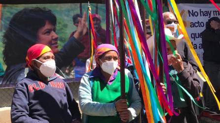 Indígenas lenchas en un actividad por la defensa del territorio. Foto tomada de Copinh.