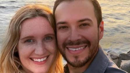 Elliot Blair, de 33 años, defensor público adjunto en el condado de Orange, California, falleció cuando festejaba el primer aniversario de casado.