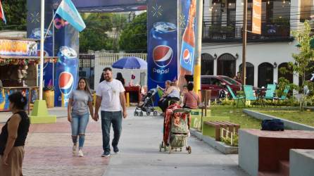 La Feria de Los Llanos arrancó en la Plaza Artesanal Jorge Bueso Arias de Santa Rosa de Copán