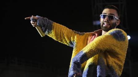 Manuel Turizo se une a Yandel para regresar al reguetón clásico con ‘Mamasota’