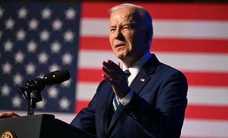 El presidente estadounidense Joe Biden habla sobre “cómo la Ley CHIPS y Ciencia y su agenda de Inversión en Estados Unidos están haciendo crecer la economía y creando empleos”.