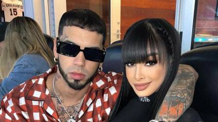 Anuel AA y Yailin la más viral en una foto de archivo.