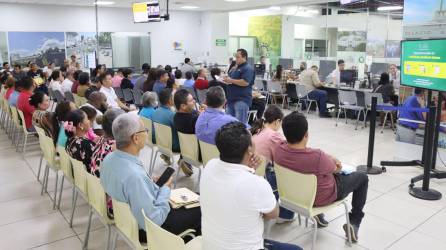 <b>También pueden acudir a las oficinas de Galerías del Valle.</b>