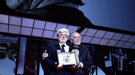 El director George Lucas, padre de la saga “La guerra de las galaxias”, recibe una Palma de Oro honorífica en el 77º Festival de Cannes.