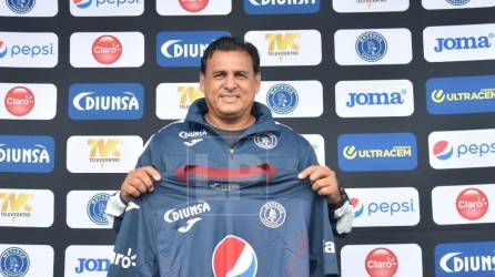 César Obando se mostró feliz por la oportunidad de llegar al Motagua.