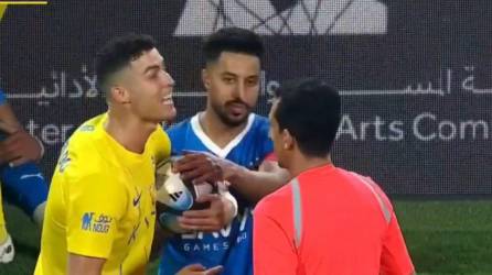 Cristiano Ronaldo, expulsado y amenazó con golpear a árbitro