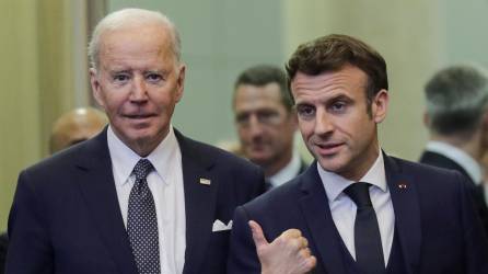 El presidente de Estados Unidos, Joe Biden, y el presidente de Francia, Emmanuel Macron.