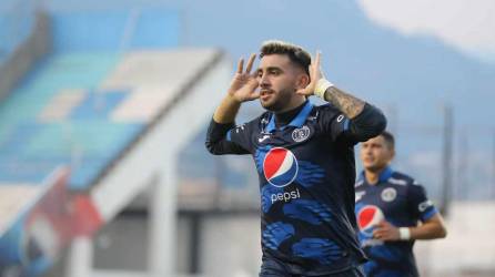 Motagua vuelve al triunfo, golea y hunde a la UPN en puesto de descenso