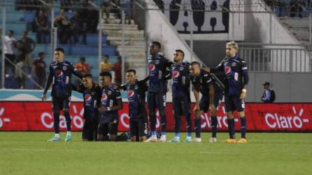 Motagua venció en la tanda de penales al Olancho FC y así reaccionaron los medios y periodistas hondureños a la clasificación del Ciclón Azul.