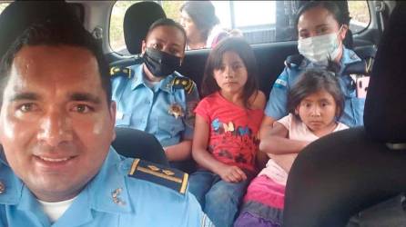 <b><span class=mln_uppercase_mln>Acción.</span></b> Las niñas Carmen Isabel y Adriana Mendoza fueron recuperadas por autoridades de la Policía y el Ministerio Público.