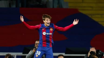 Un debutante de 17 años, <b>Marc</b> <b>Guiu</b>, en el primer balón que tocó como futbolista profesional, dio la victoria 1-0 al Barcelona en su estadio frente al Athletic Club. ¿Quién es él? A continuación te informamos.