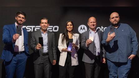 Lanzamiento de los nuevos dispositivos Motorola Edge 30 Ultra, Motorola Edge 30 Fusion y Motorola Edge 30 Neo en Honduras. Estos modelos serán distribuidos en las tiendas Jetstereo a nivel nacional.