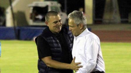 Yunielys Castillo, entrenador de Cuba, quedó satisfecho por el empate que le sacó a Honduras.
