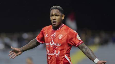 Romell Quioto está teniendo un buen torneo con el Al Arabi de la Segunda División de Arabia Saudita.