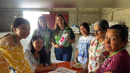 Proexo se dedica a la producción y comercialización de café convencional, de especialidad HG, SHG, SGH+ y Microlotes así como cafés certificado bajo estándares Rainforest Alliance, Comercio Justo, Orgánico y Con Manos de Mujer.