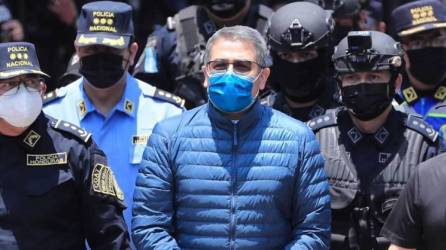Expresidente Juan Orlando Hernández al momento de ser extraditado.