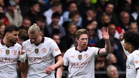 Kevin De Bruyne se encargó de liderar el triunfo del Manchester City en casa del Crystal Palace.