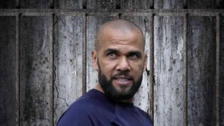 Dani Alves, que se encuentra en prisión, donde ingresó el pasado 20 de enero, ha recibido otro duro golpe en las últimas horas. Malas noticias le llegan al brasileño.