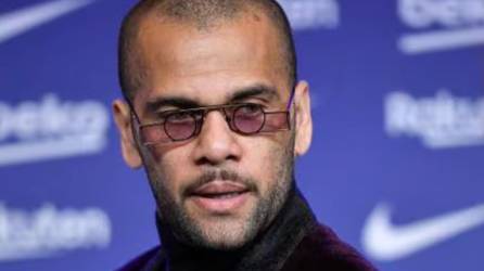 Si hay un nombre que ha estado en el ojo del huracán ha sido el del exjugador del Barcelona, Dani Alves, quien salió de prisión hace unas semanas tras estar encarcelado por violación.