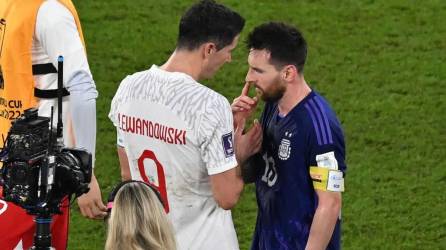 Lewandowski y Messi se dijeron un par de palabras en el Mundial de Qatar.